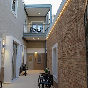 https://uni-island-city-suites.rethymnohotels.net